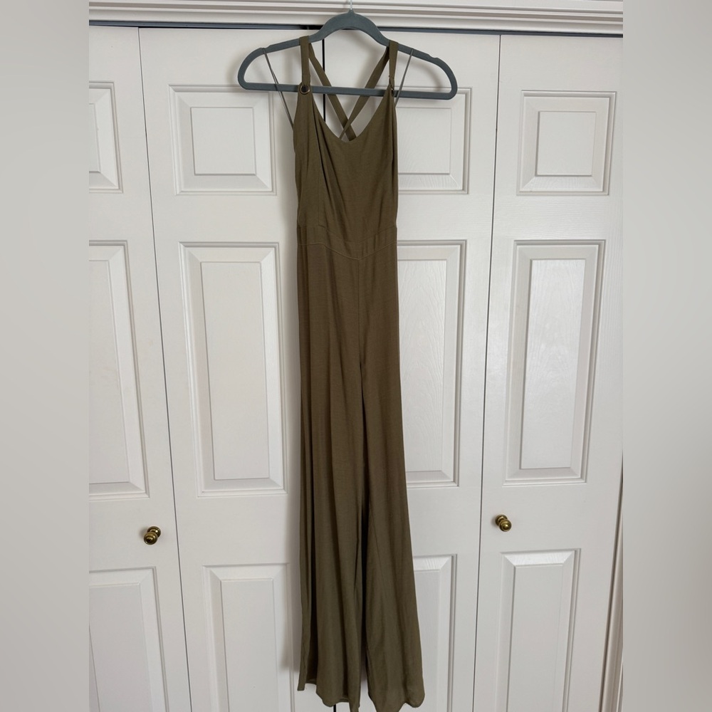 Olive jumpsuit For Good small